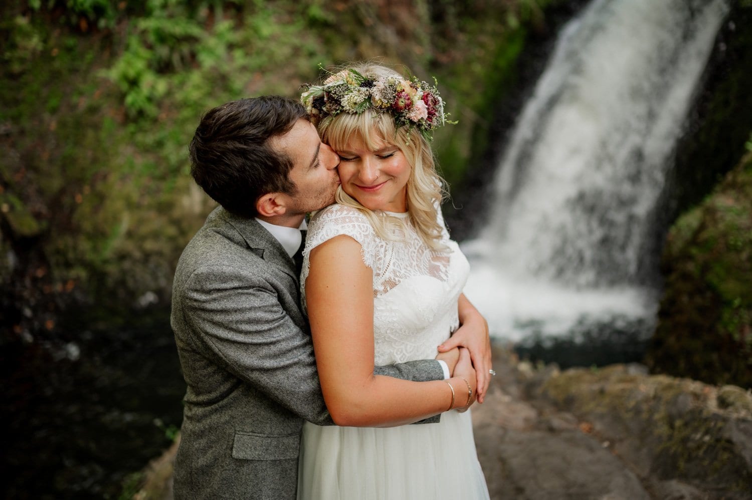 Bridal Veil Lodge Wedding Photography
