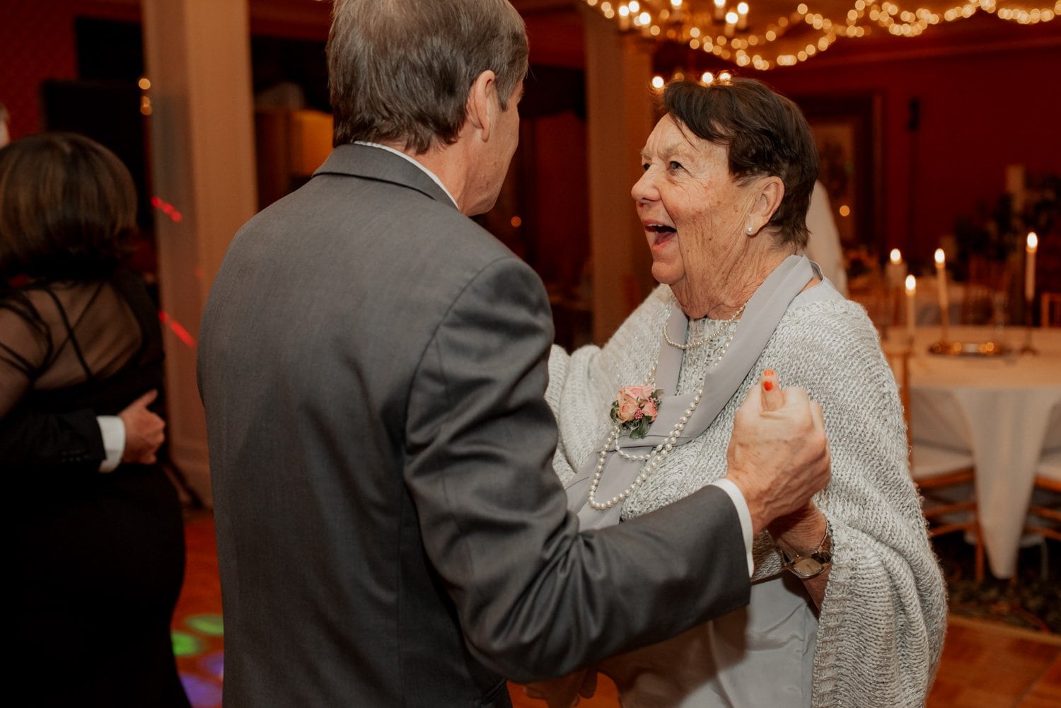 Columbia River Gorge Hotel Wedding Photography