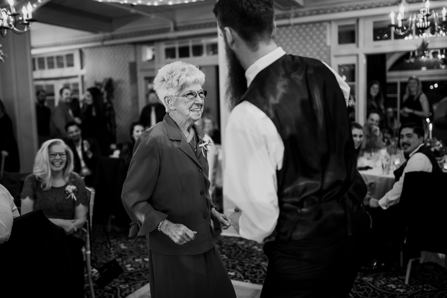 Columbia River Gorge Hotel Wedding Photography