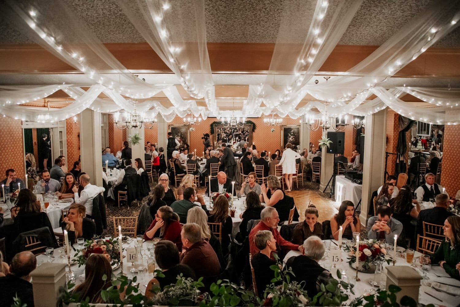 Columbia River Gorge Hotel Wedding Photography