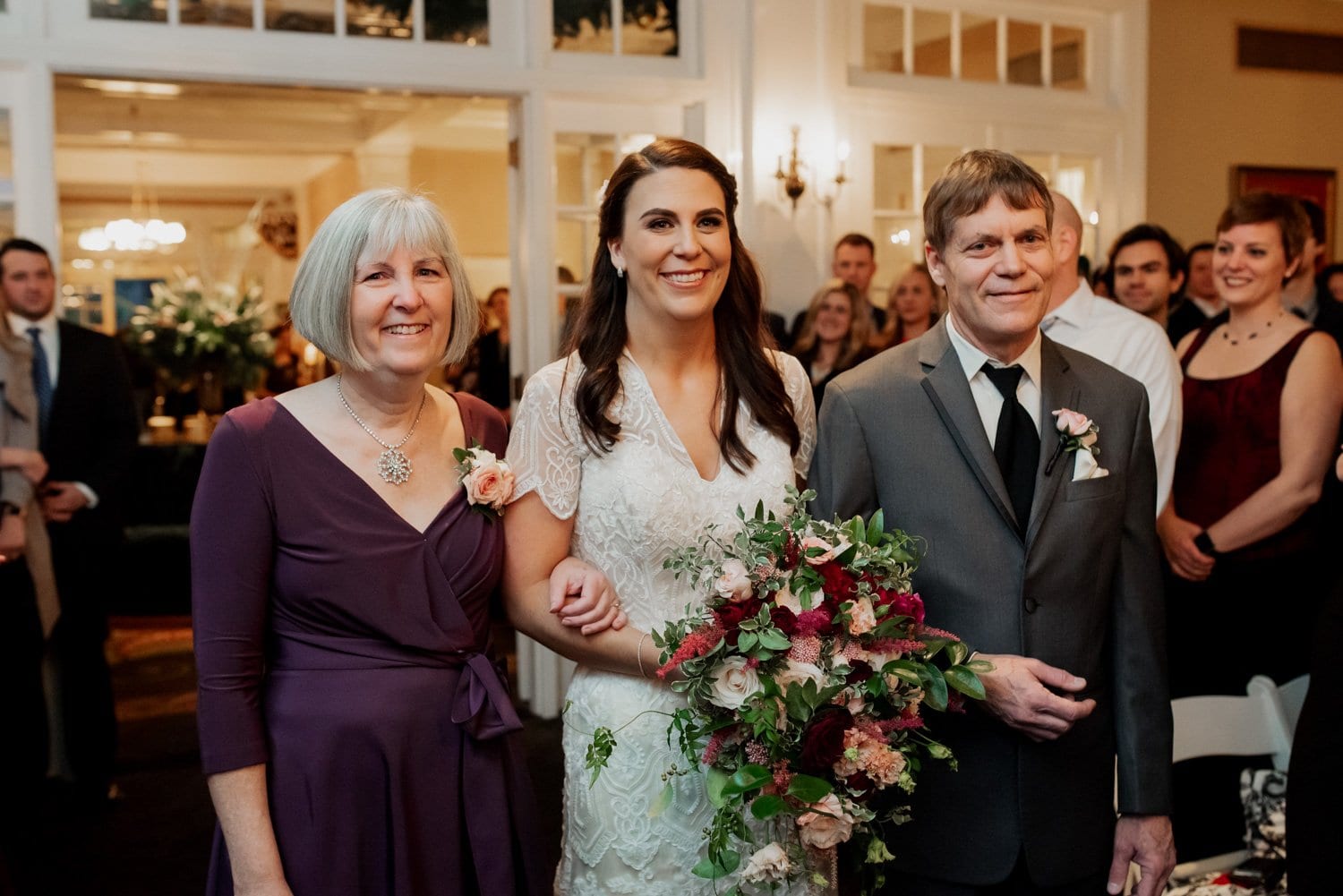 Columbia River Gorge Hotel Wedding Photography