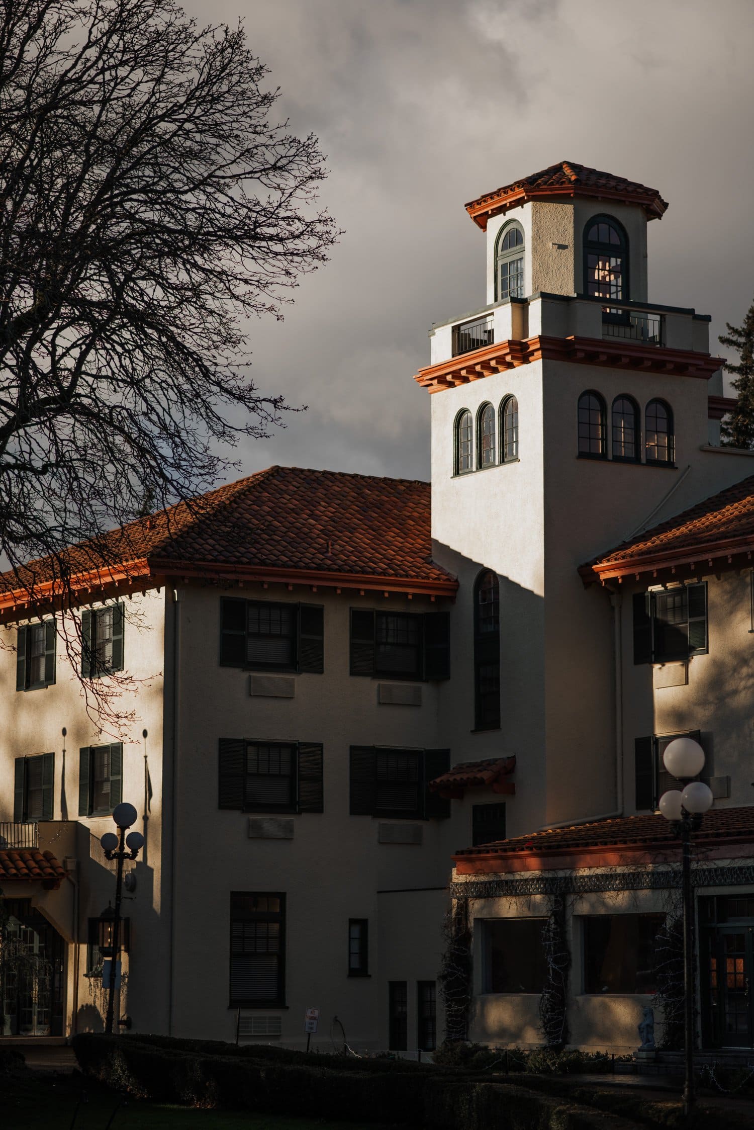 Columbia River Gorge Hotel Wedding Photography