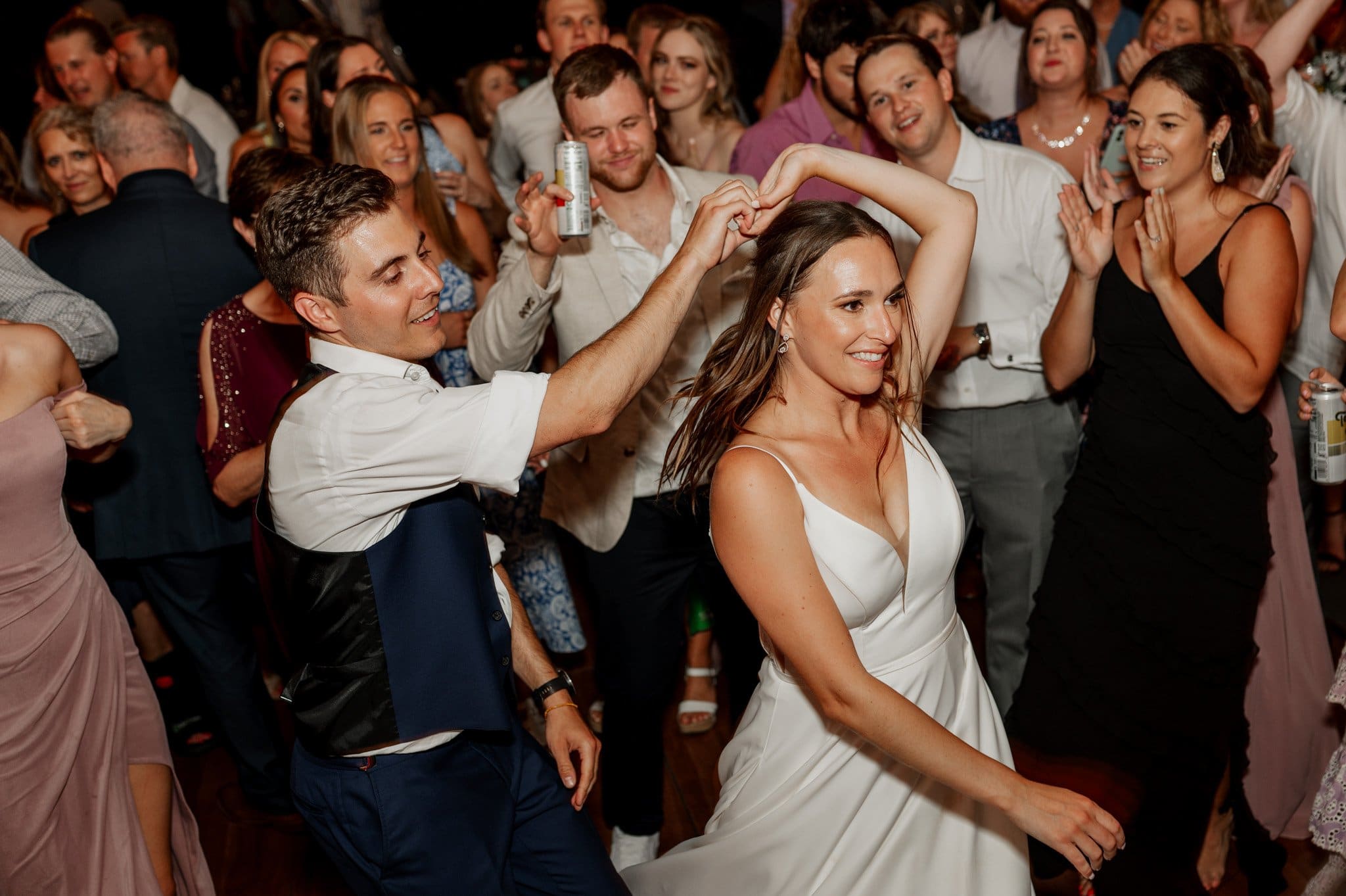 Gorgeous Summer Wedding At The Griffin House
