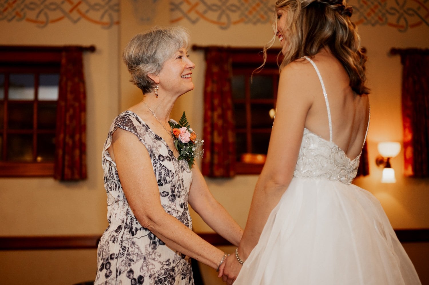 McMenamins Edgefield Wedding Photography
