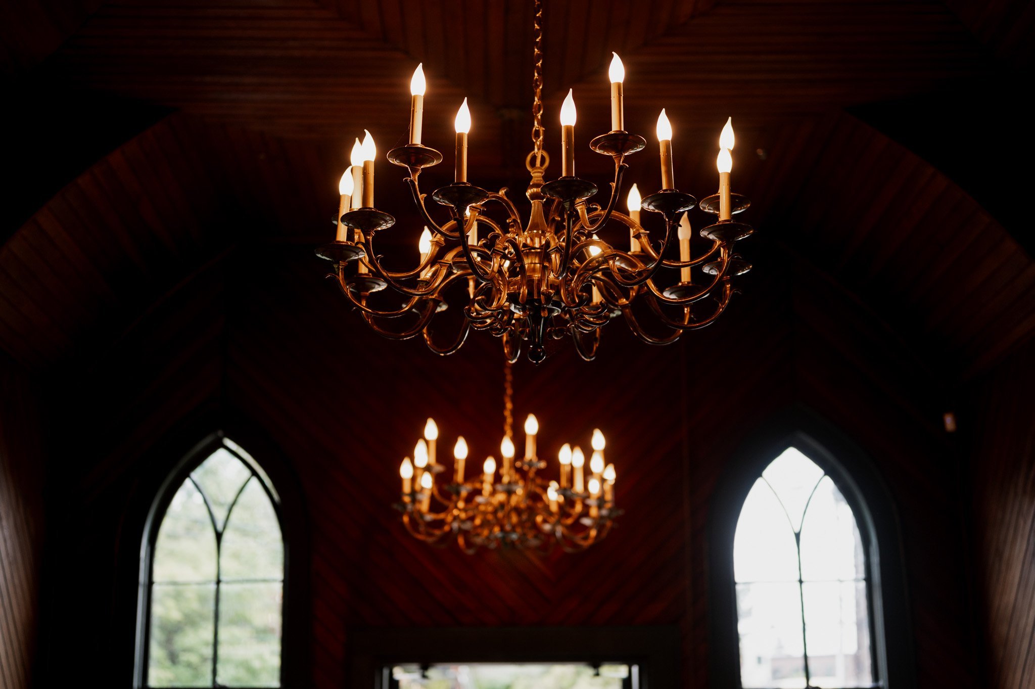 Oaks Pioneer Church Elopement Photography