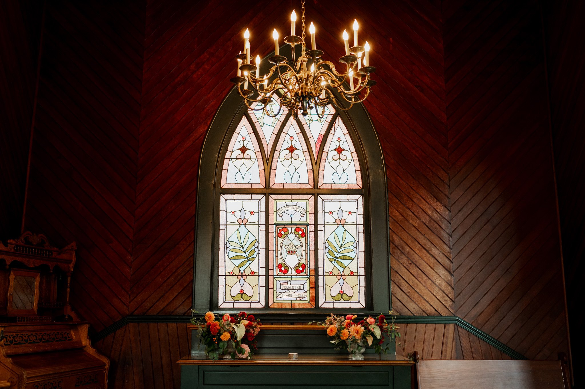 Oaks Pioneer Church Elopement Photography