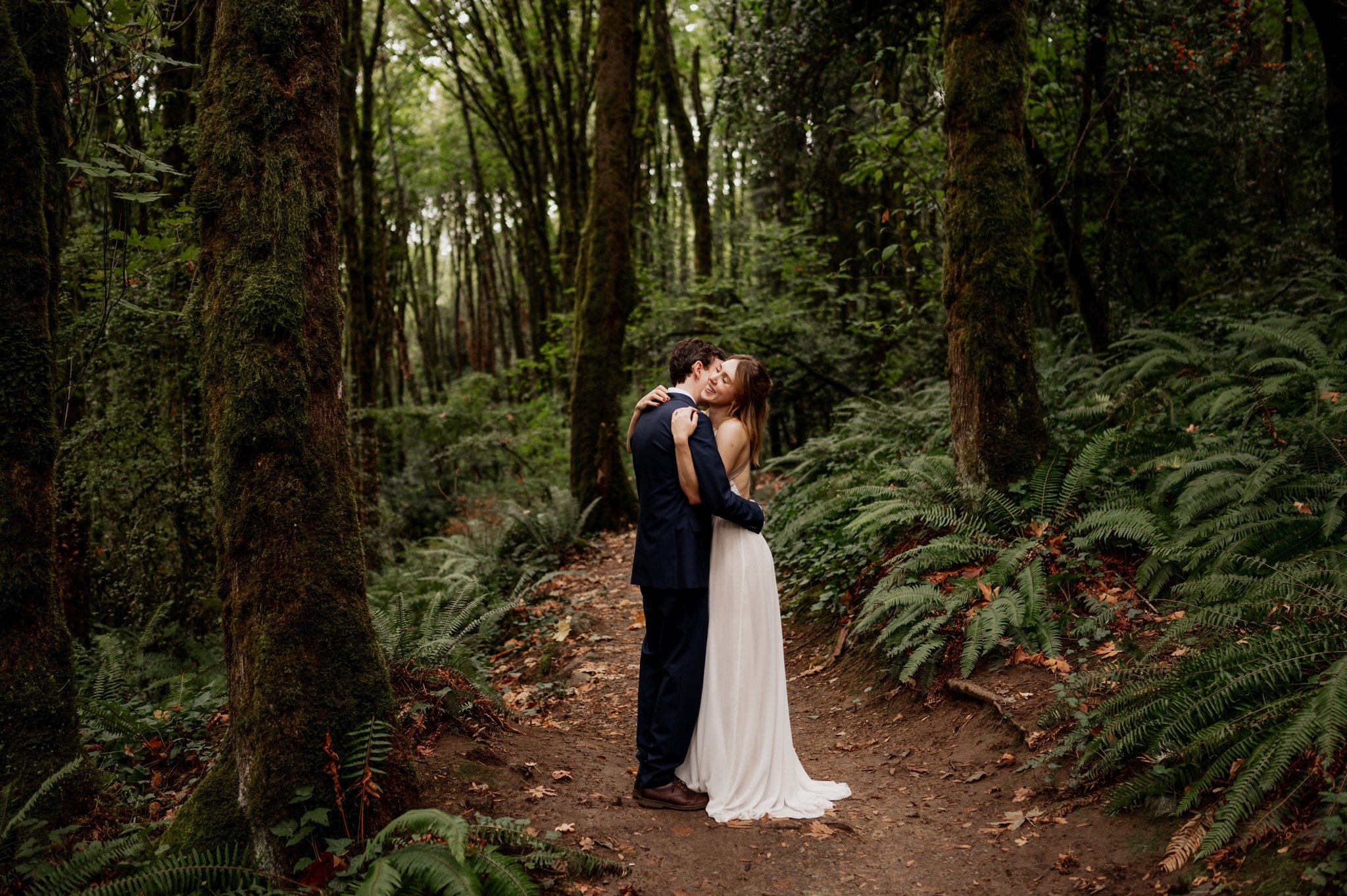 Oaks Pioneer Church Elopement Photography