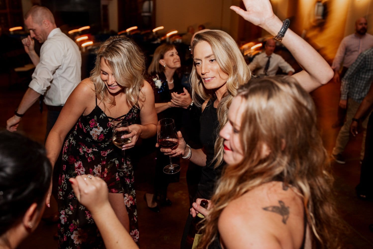 Beautiful Zenith Vineyard Wedding