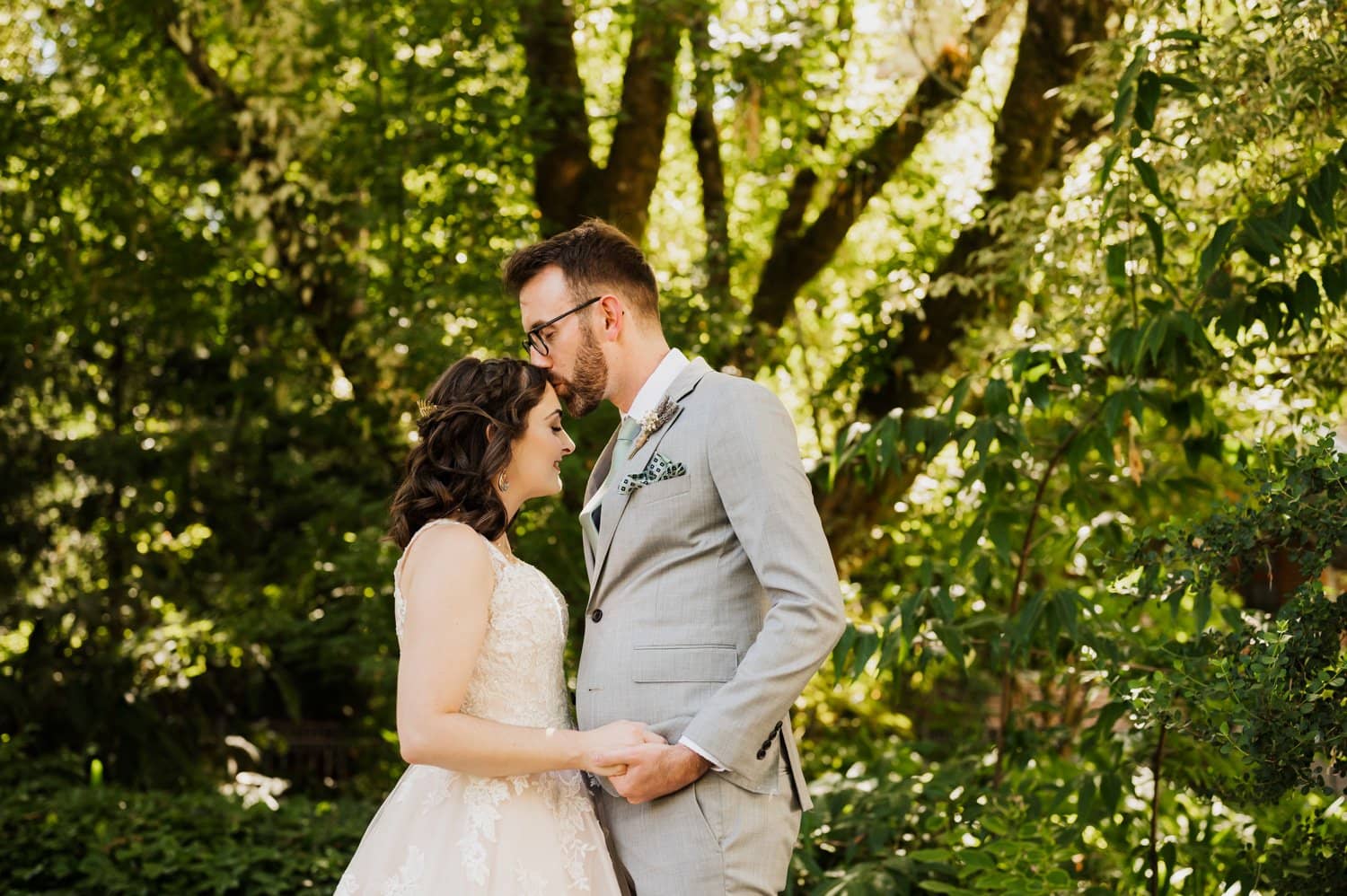 McMenamins Grand Lodge Wedding Photography