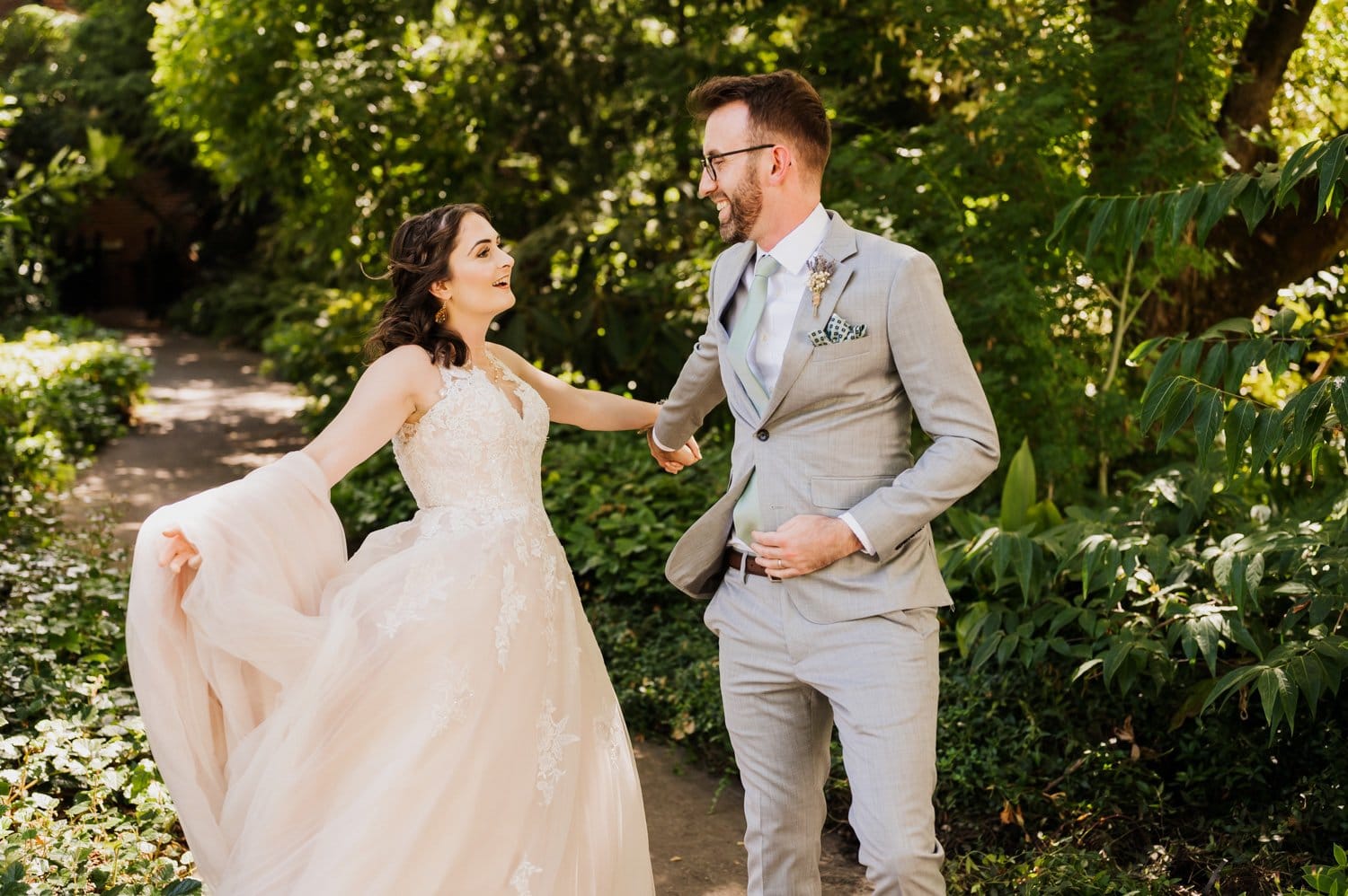 McMenamins Grand Lodge Wedding Photography