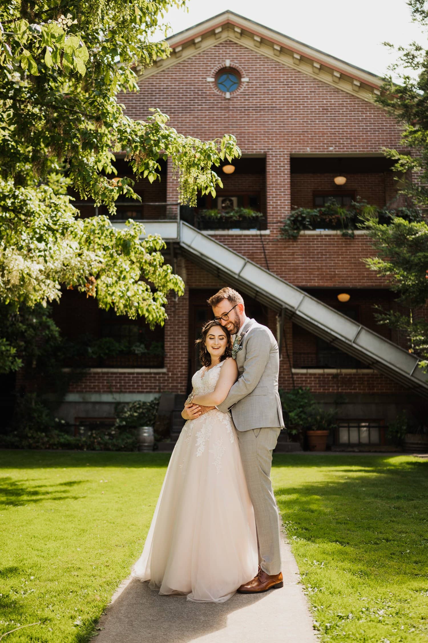 McMenamins Grand Lodge Wedding Photography