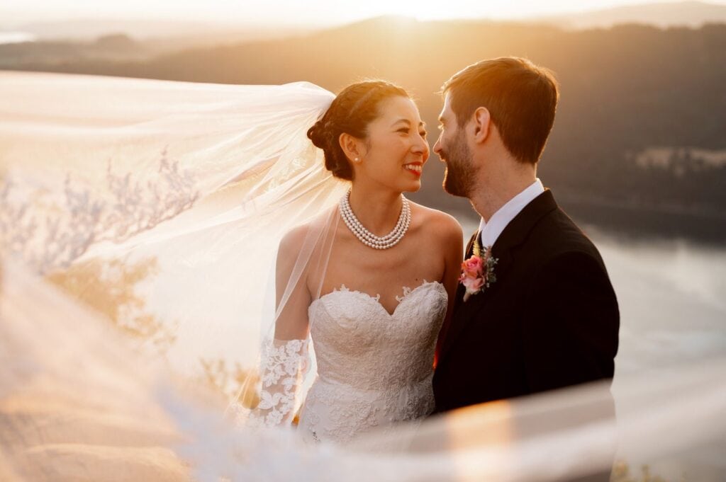 portland elopement couple sunset