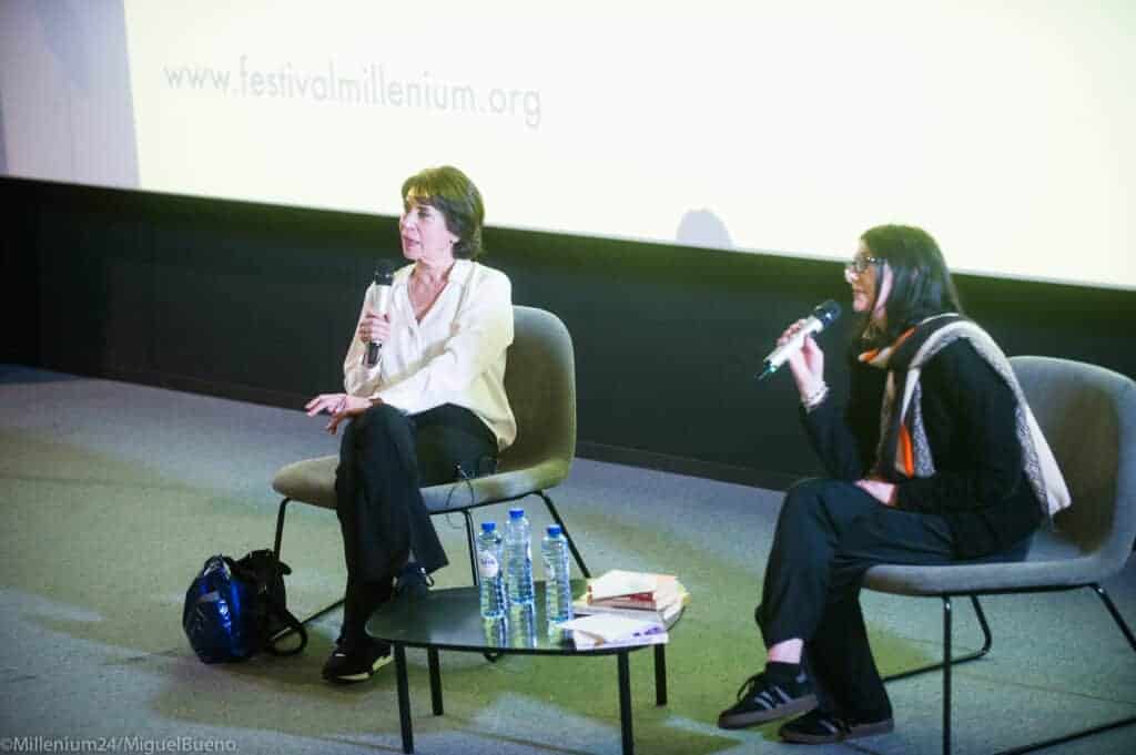 Voyage nostalgique à travers le documentaire La Nostalgie de l'Ailleurs lors d'une table ronde.