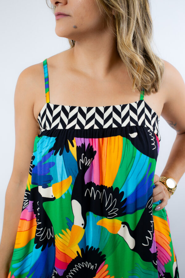 Vestido sol do verão decote quadrado
