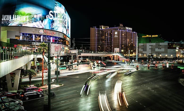 Las Vegas Real Estate Investment Guide 2026 Cap Rates & Data