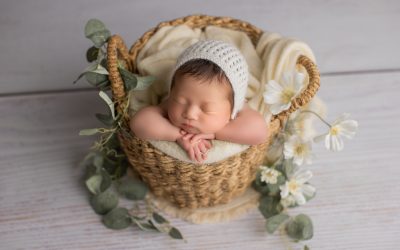 My Favourite Newborn Essentials as an Edmonton Photographer