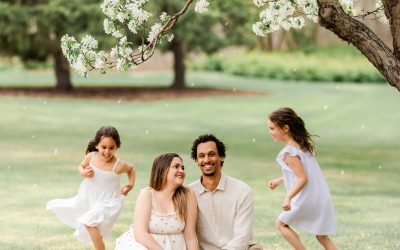 How to Prepare Kids for a Successful Outdoor Family Photoshoot