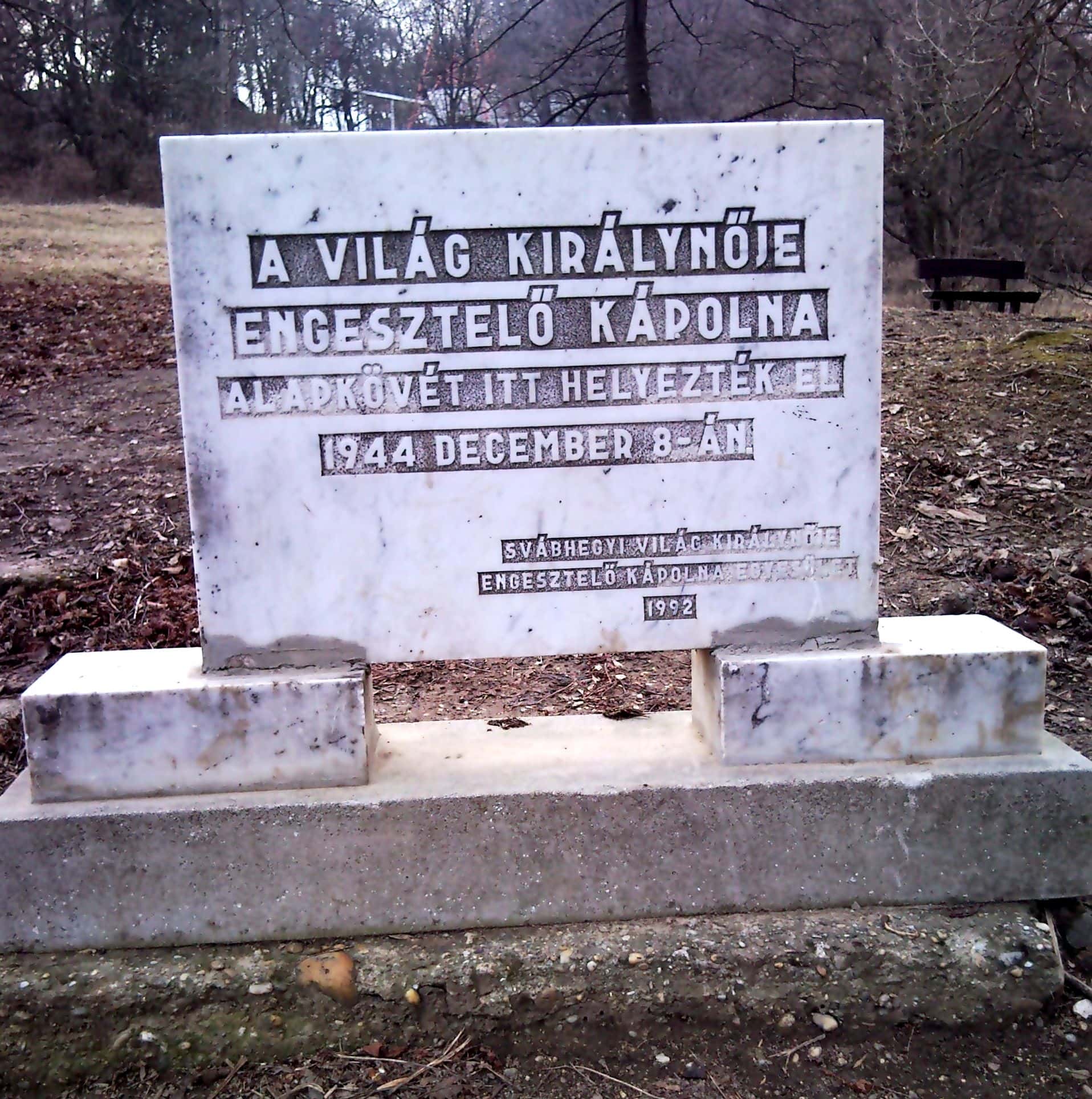 Salamin András: SVÁBHEGYI VILÁG KIRÁLYNŐJE ENGESZTELŐ KÁPOLNA KRÓNIKÁJA