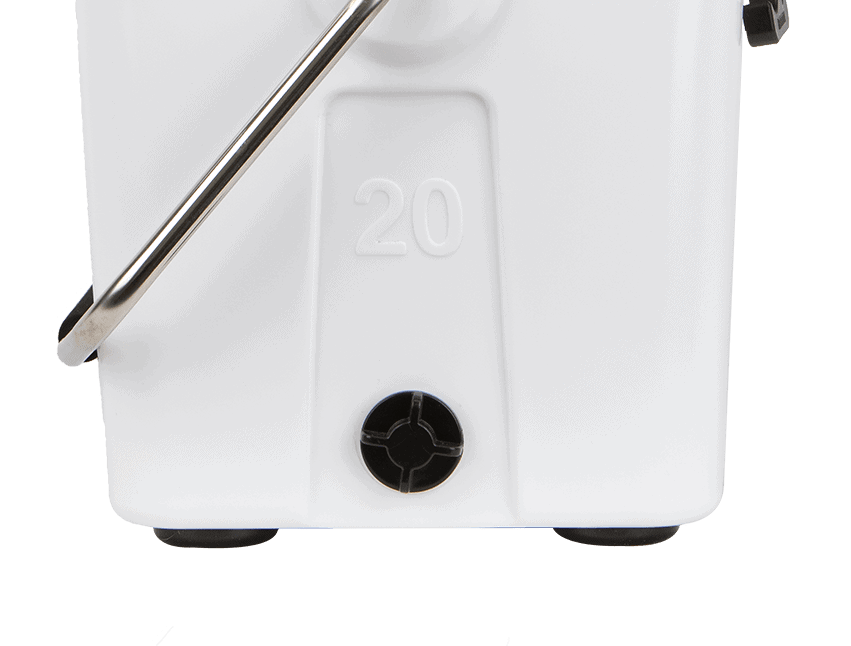 Mammoth-Cruiser-20-White-Side-Slider-min cruiser 20 side view of drain plug white