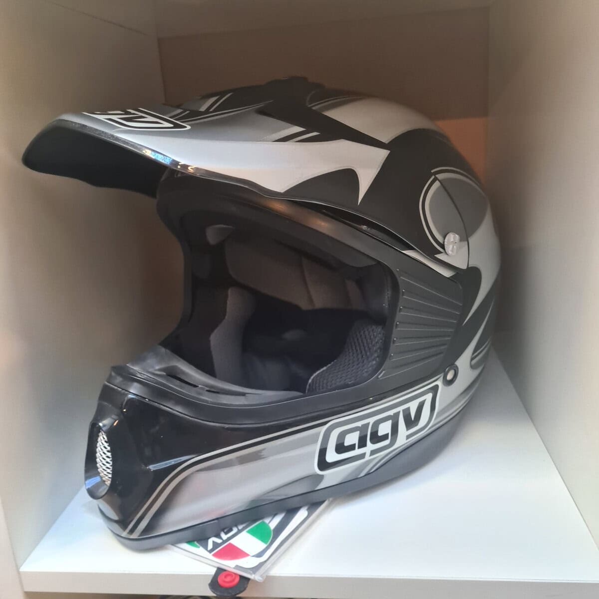 AGV AX-7 BLACK/GUN METAL/SILVER #M