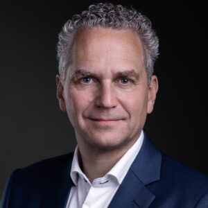 Een profielfoto van Gabriel. Zakelijke profielfoto laten maken Arnhem - Marcel de Bont