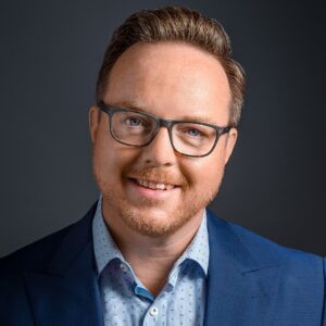 Een zakelijk portret van Mathieu. Zakelijke profielfoto laten maken Arnhem - Marcel de Bont