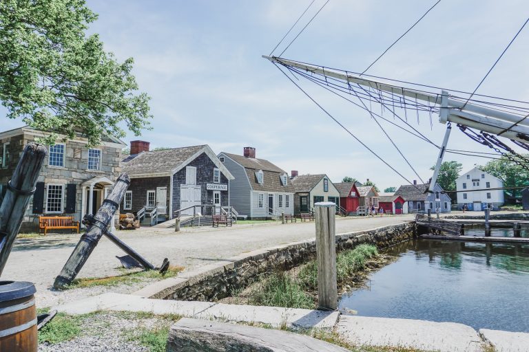 what to do in Mystic CT