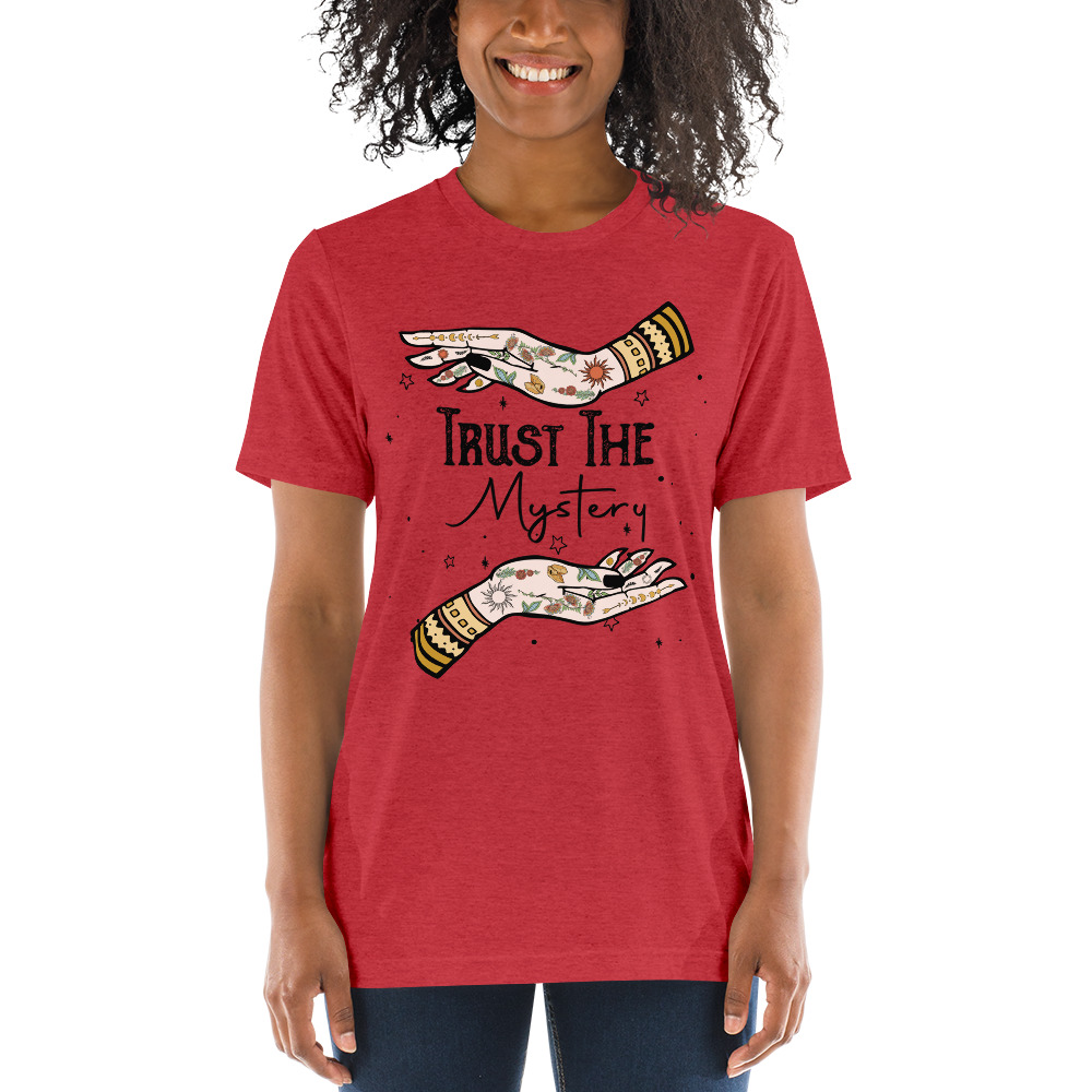 Trust the Mystery | Short sleeve t-shirt