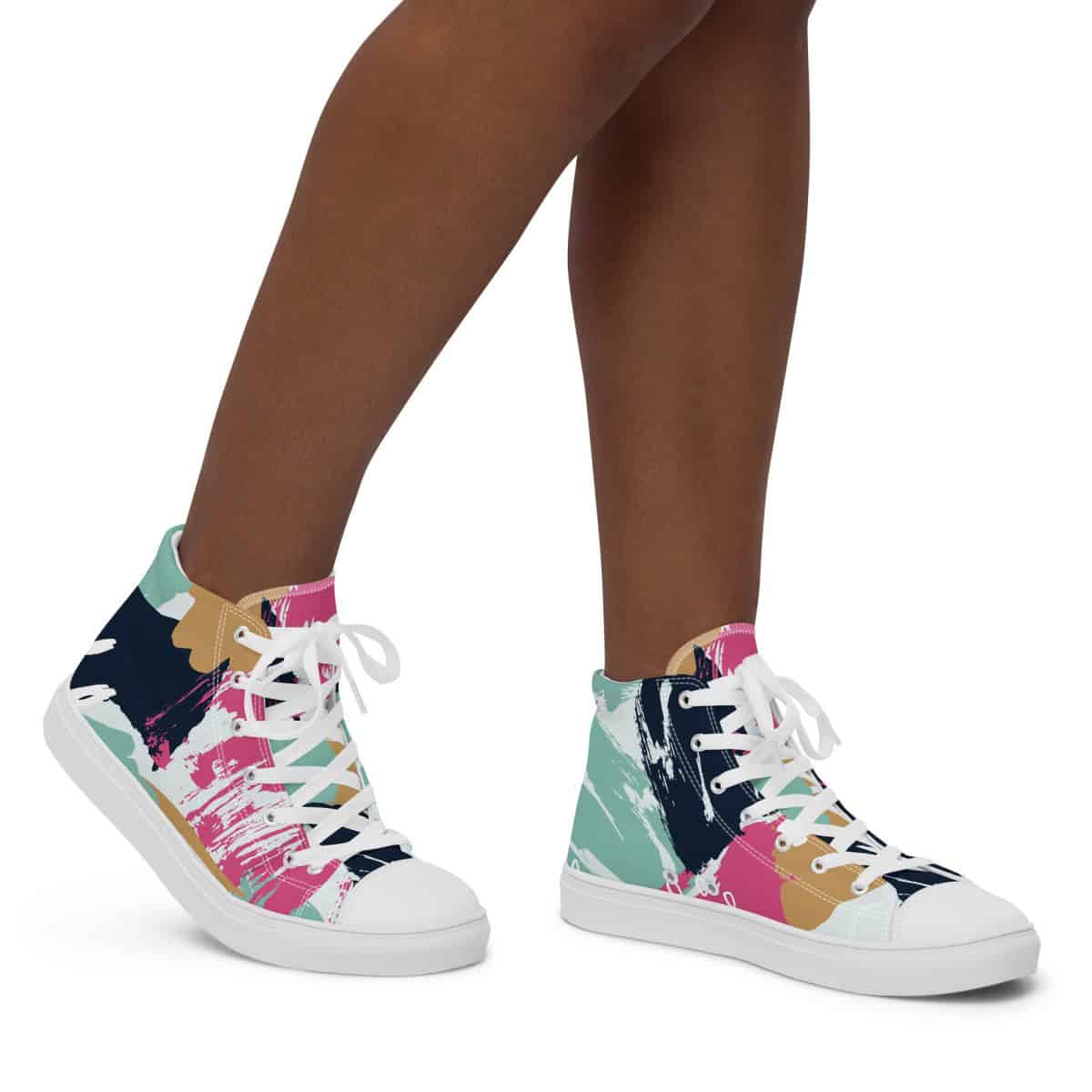 Abstract | Women’s high top canvas shoes