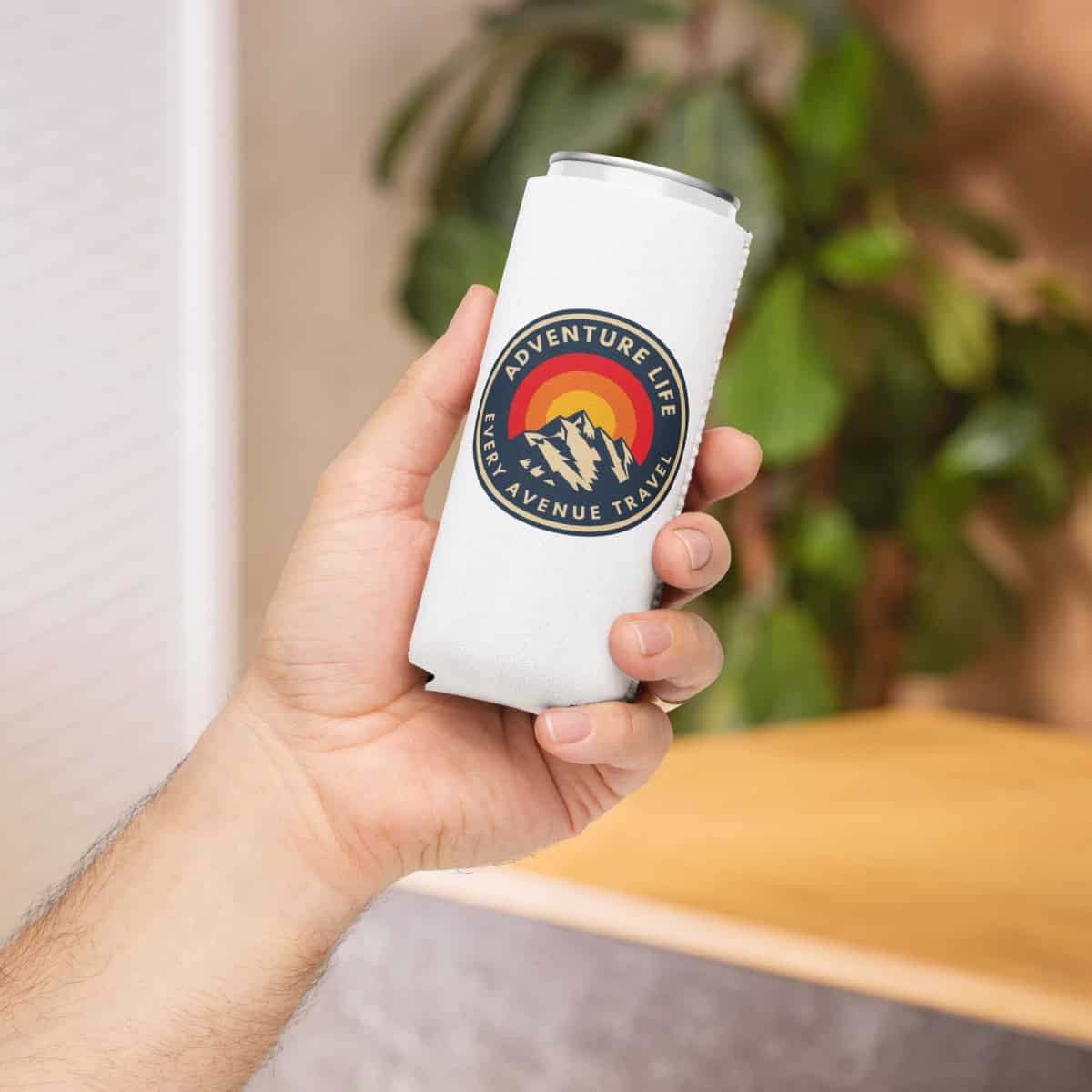 Every Avenue Travel | Can cooler