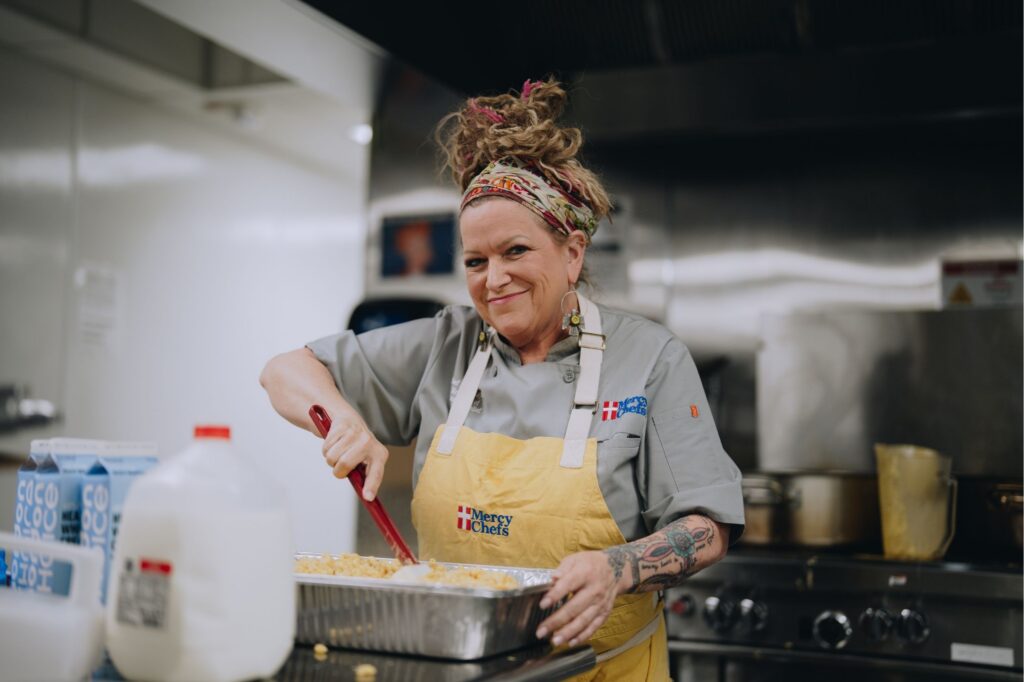 Chef Lisa prepares Mac and cheese
