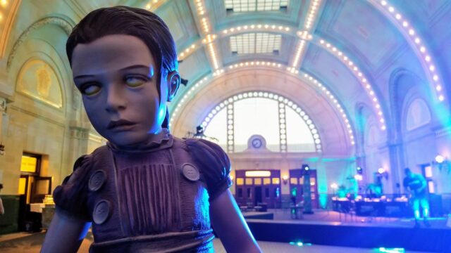 They couldn’t have picked a better venue for the bioshock10 party.