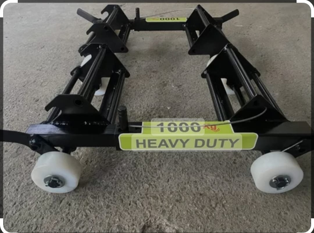 Carrinho de manobra (dolly) para veículos, equipamento especializado da Moacir Guincho para remoção sem danos.