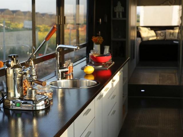 vintage buses-Abondoned Bus Remodeled into beautiful mobile home - Kitchen Counter Top