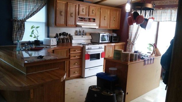 farmhouse kitchen makeover-painted-walls