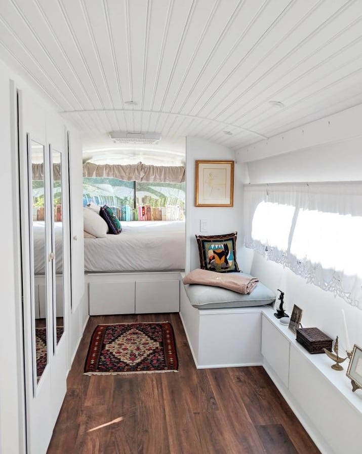 Greyhound Interior Into Bedroom