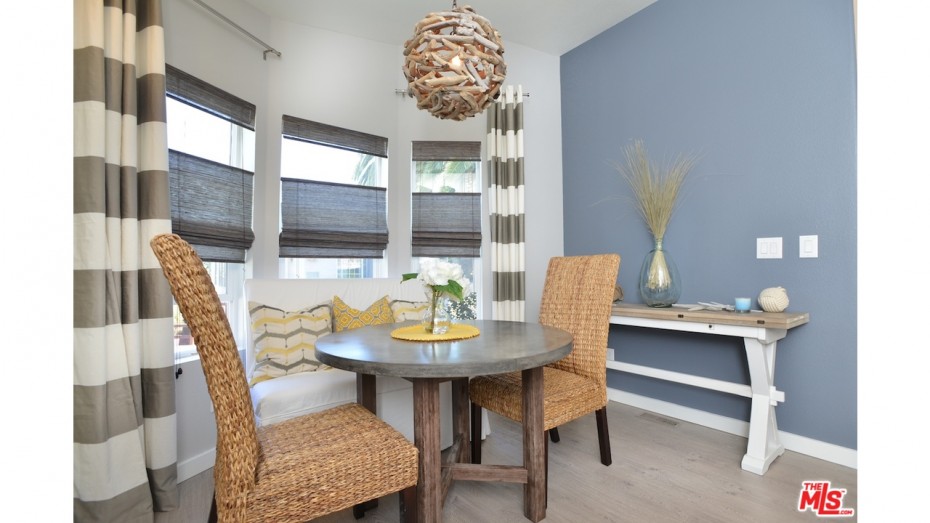 mobile home decorating ideas - accent walls