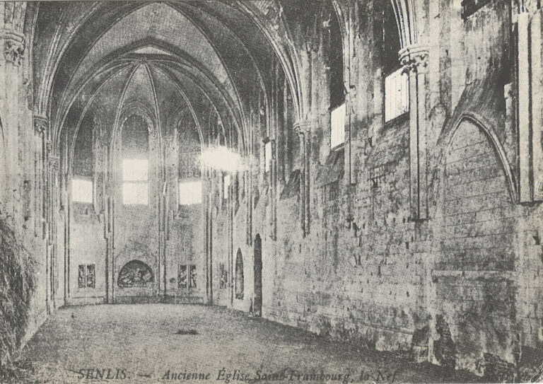 KIÁLLÍTÁS A SENLIS-I SAINT-FRAMBOURG KÁPOLNA IMS ÉPÍTÉSZETI FOTOGRAMMETRIAI FELMÉRÉSI RAJZAIBÓL