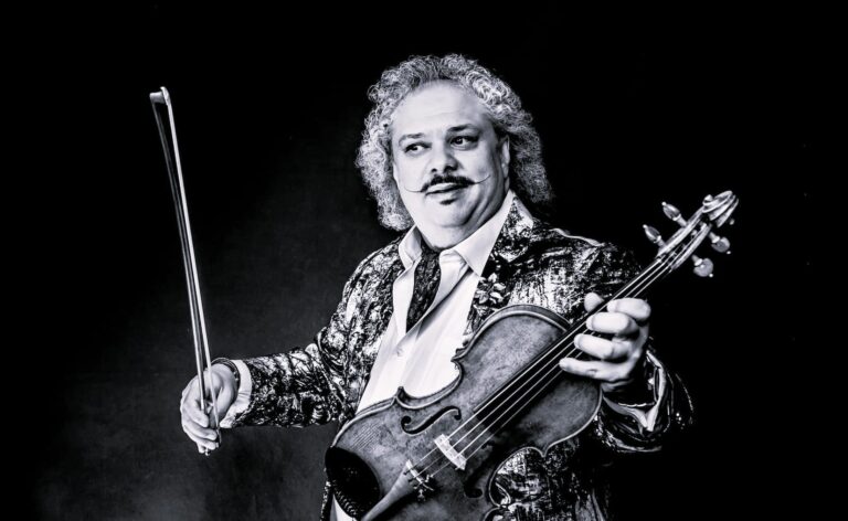 ROBY LAKATOS – 60