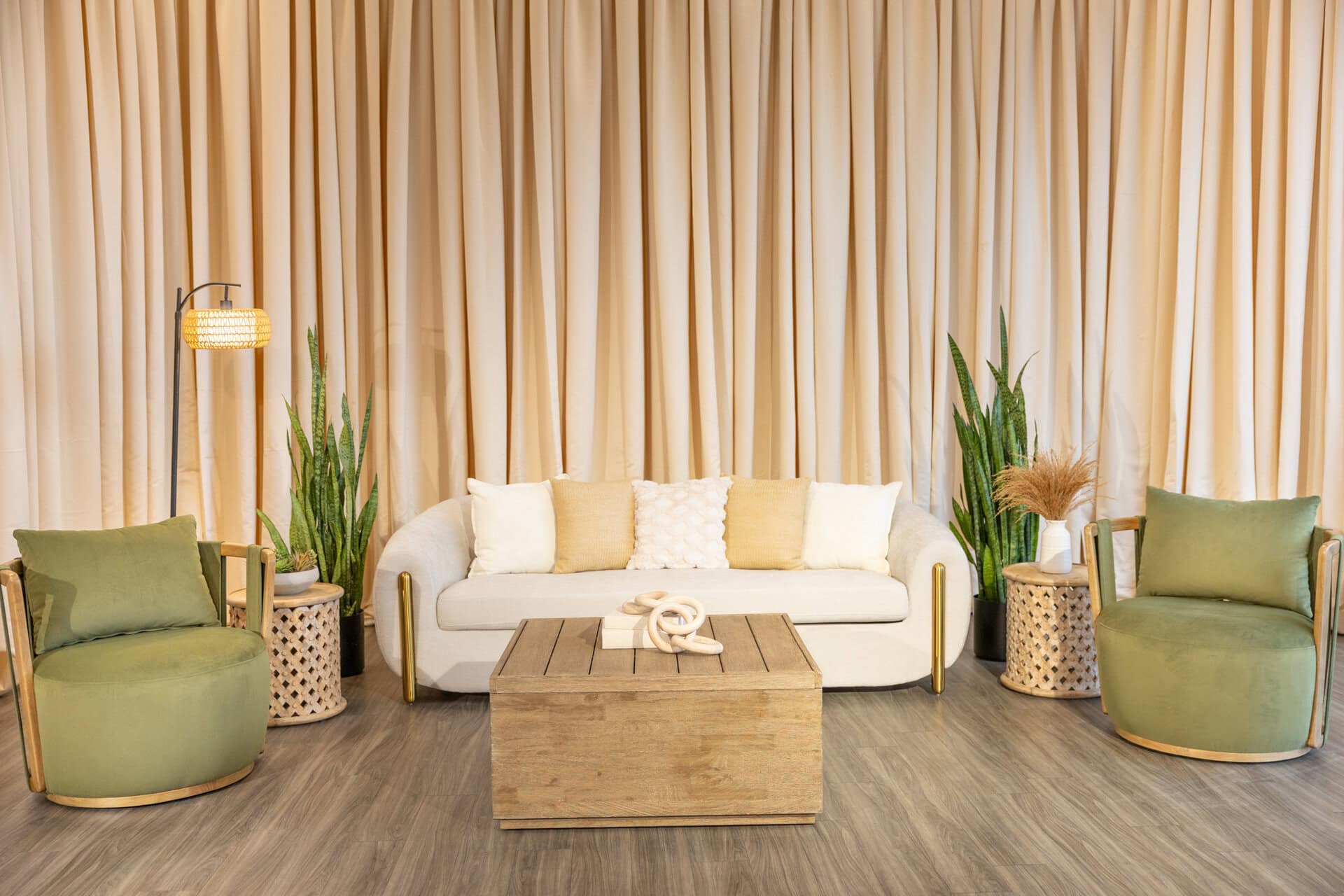 Furniture_Collection_Event_Rentals_Event_Design_Even_Furniture_Stylized_Shoot