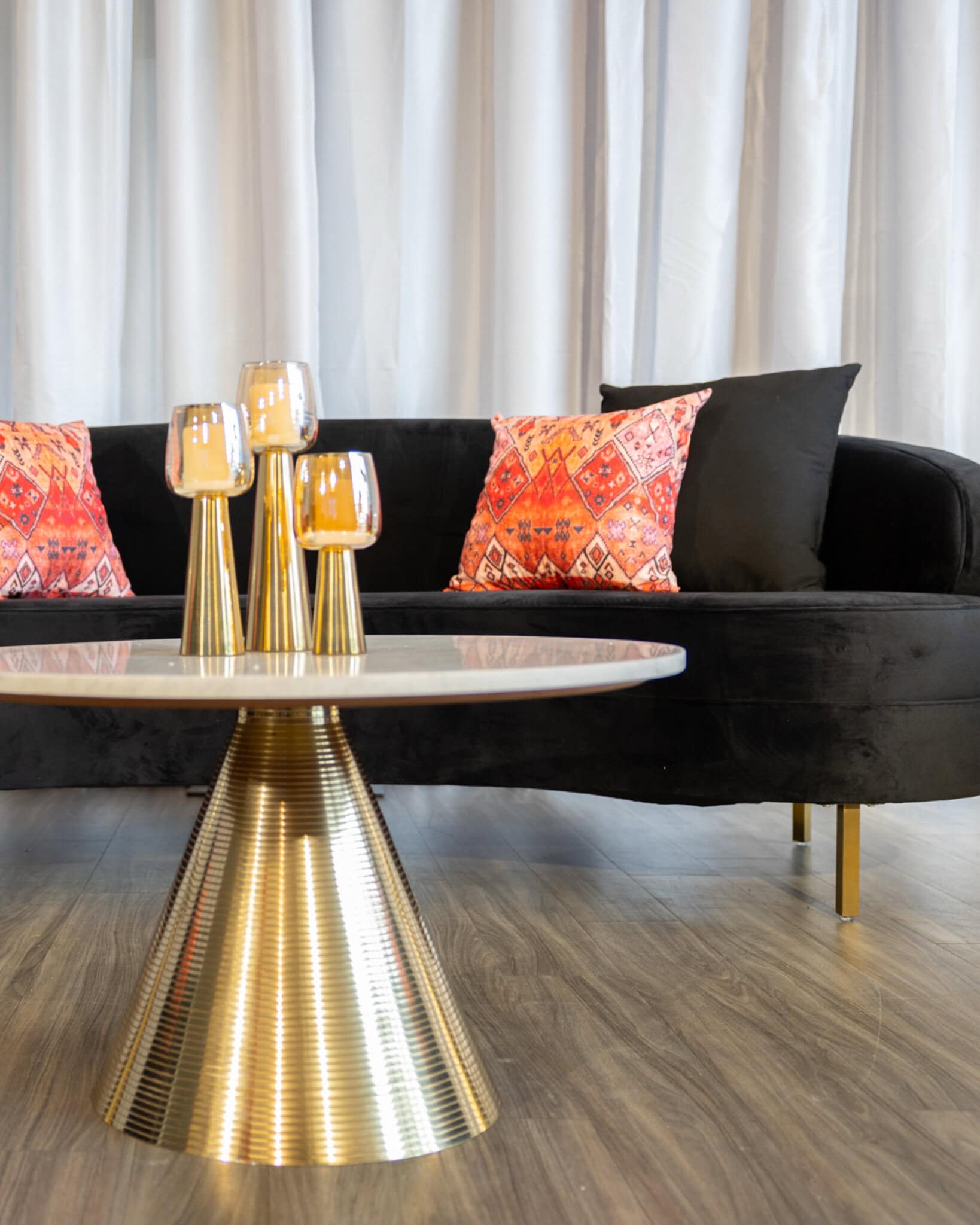 Black_Modern_Sofa_Event_Furniture_Rentals_Jacksonville