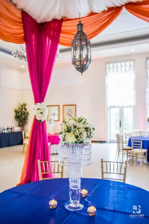 Clear-Beaded-Floral-Vase