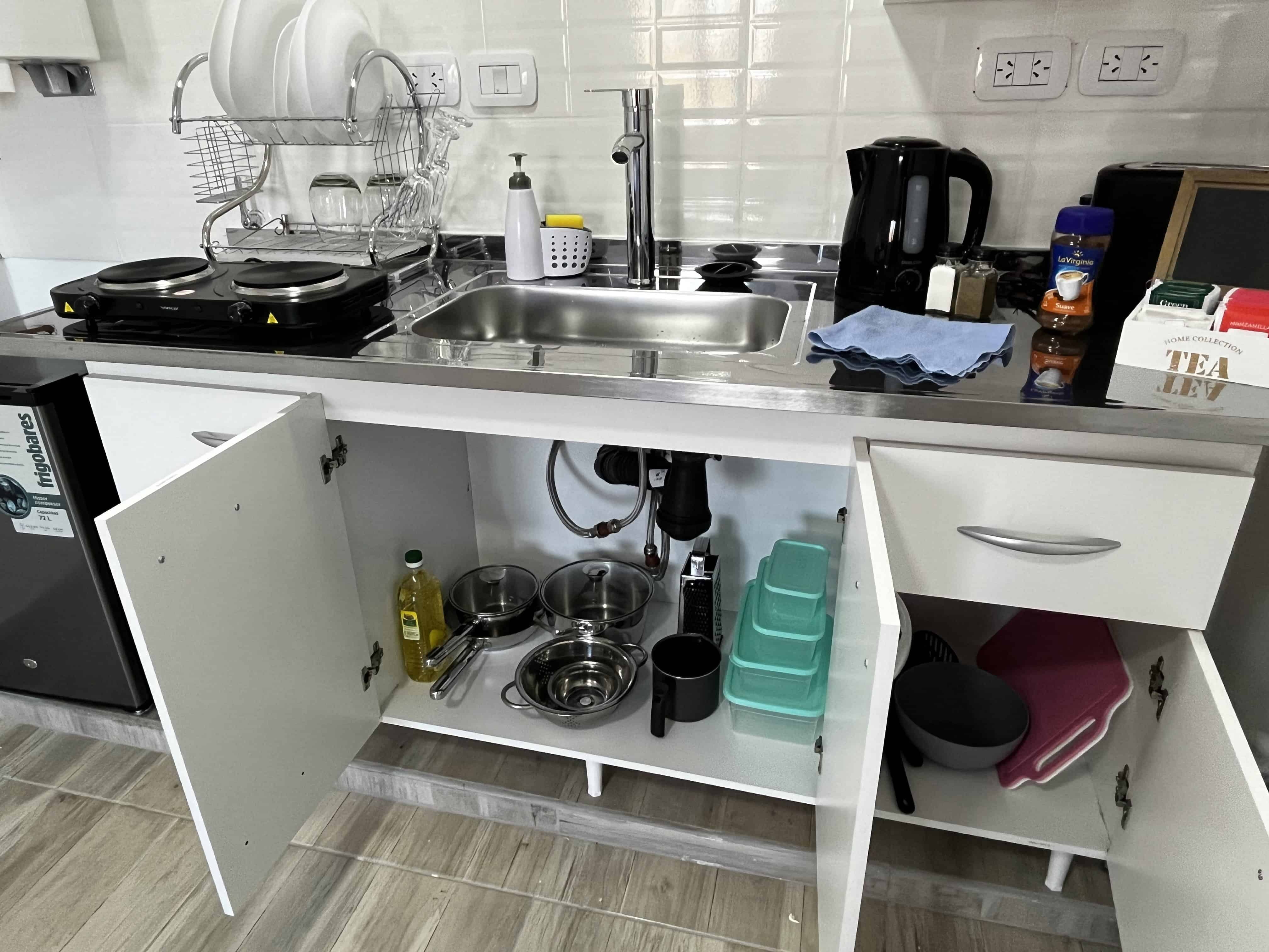 Mesada cocina Apart Mundo Austral Calafate