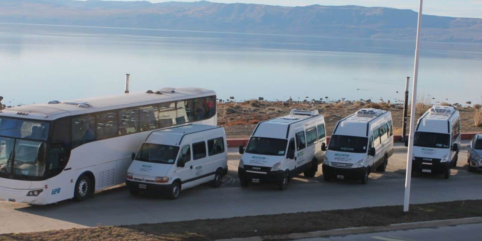 Vans de transfer no aeroporto de El Calafate para traslado aos hotéis