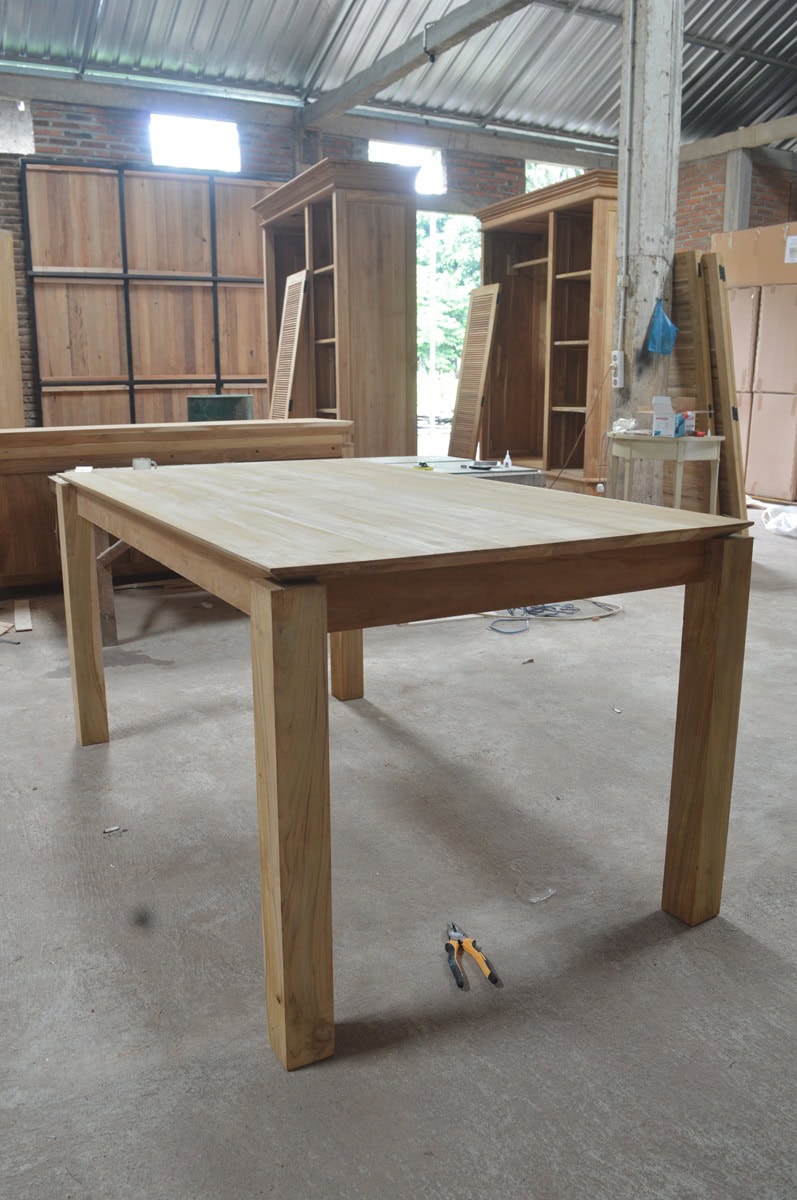 teak dining table
