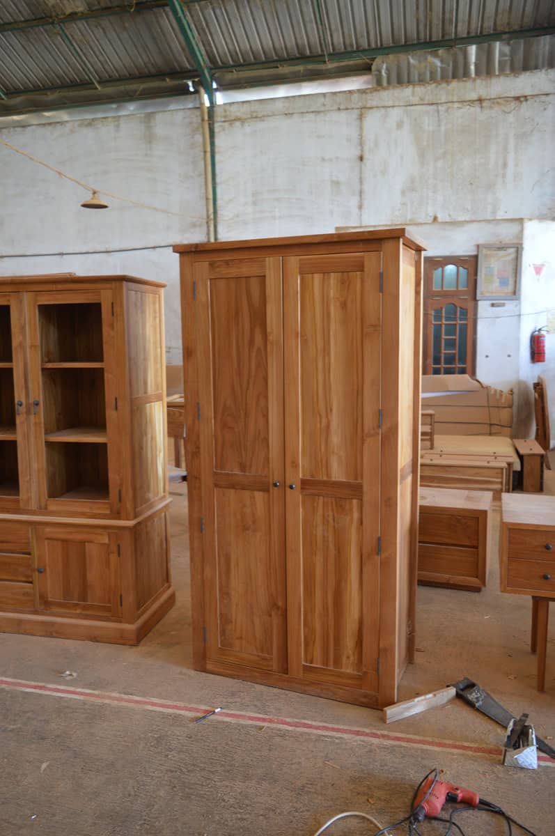 teak 2 door wardrobe