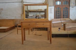 teak dressing table
