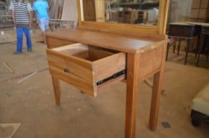 teak dressing table