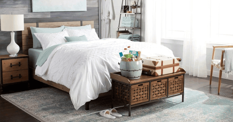 7 Furniture Penting untuk Interior Kamar Tamu: Bikin Menginap Serasa di Hotel Bintang Lima interior kamar tamu
