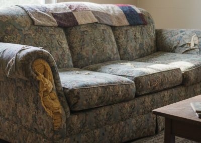 Kapan Harus Mulai Mengganti Furniture di Rumah? Ini Jawabannya!
